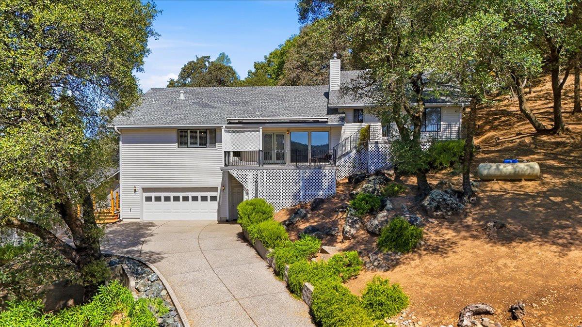 18566 Song Sparrow Ct, Penn Valley, CA 95946-9679