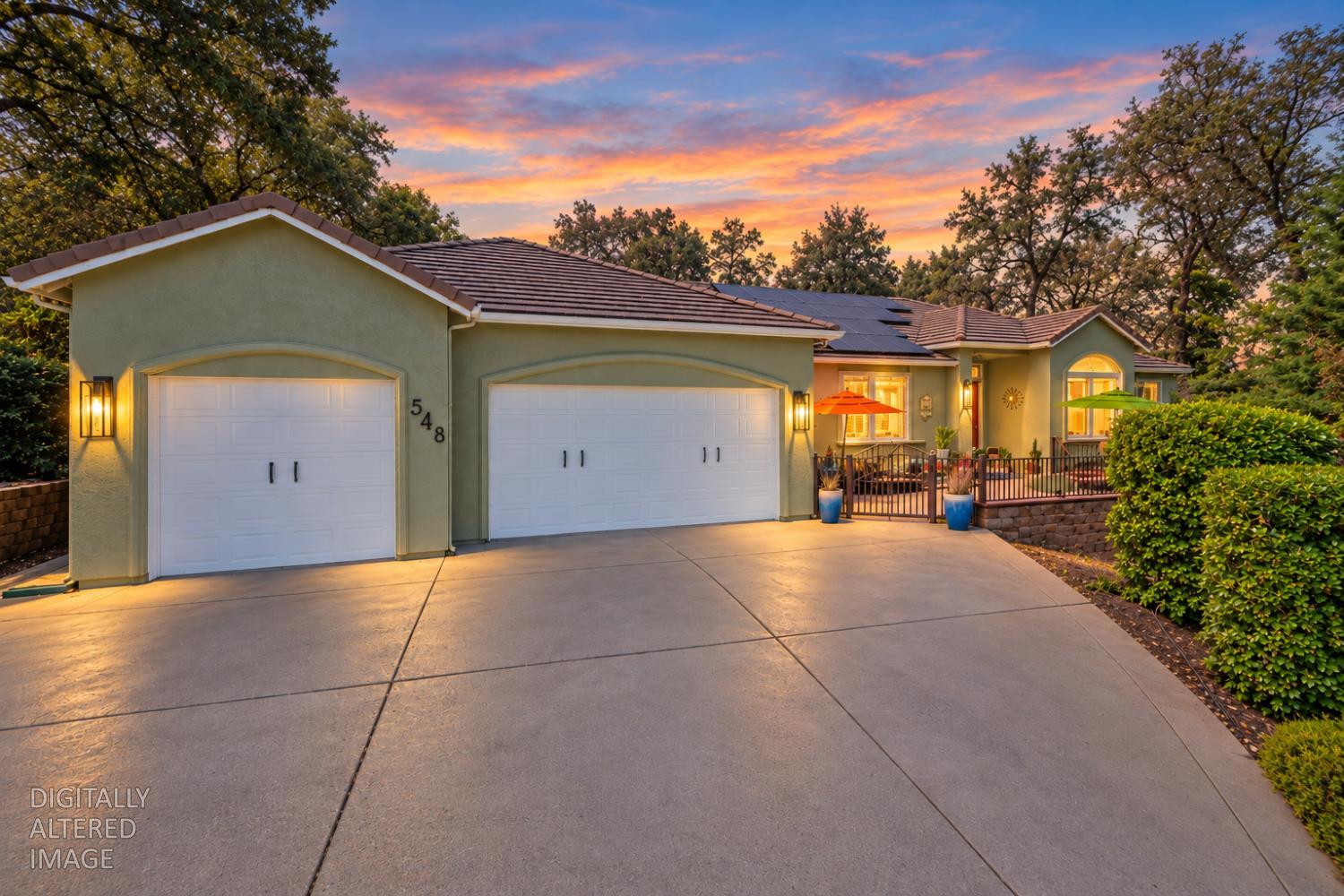 548 Crazy Horse Ct, Cameron Park, CA 95682-7320