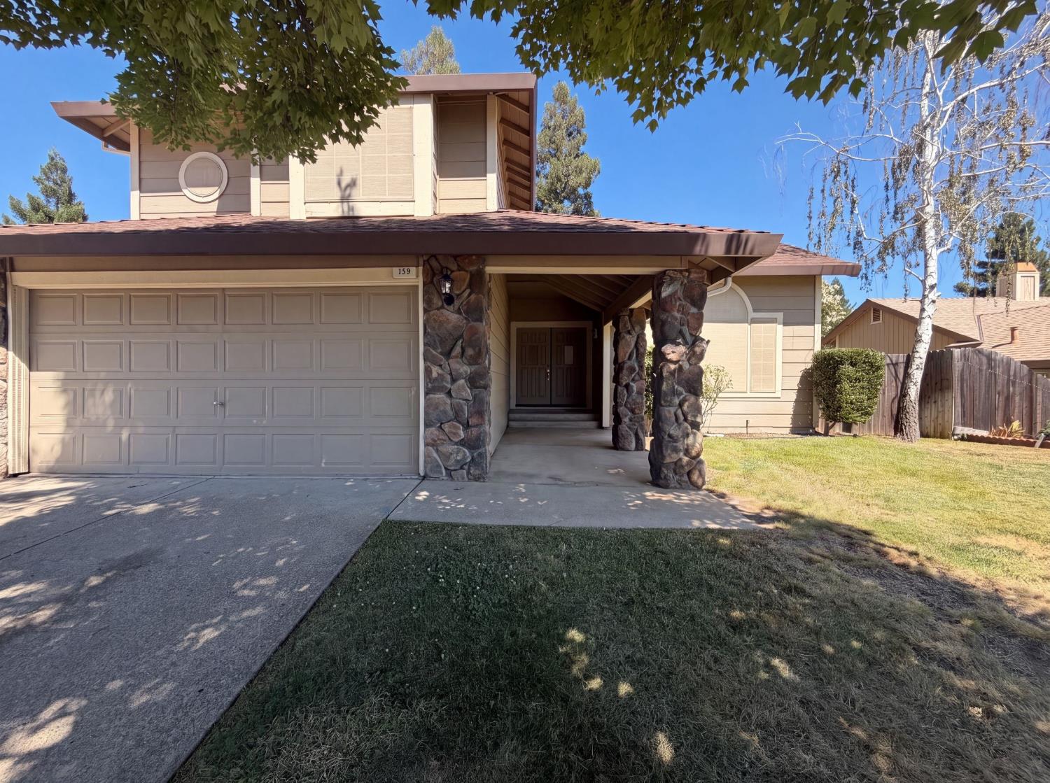 146 Bittercreek Dr, Folsom, CA 95630-2366