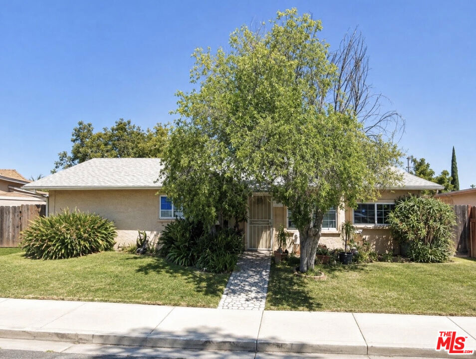 527 Sunnyside Avenue