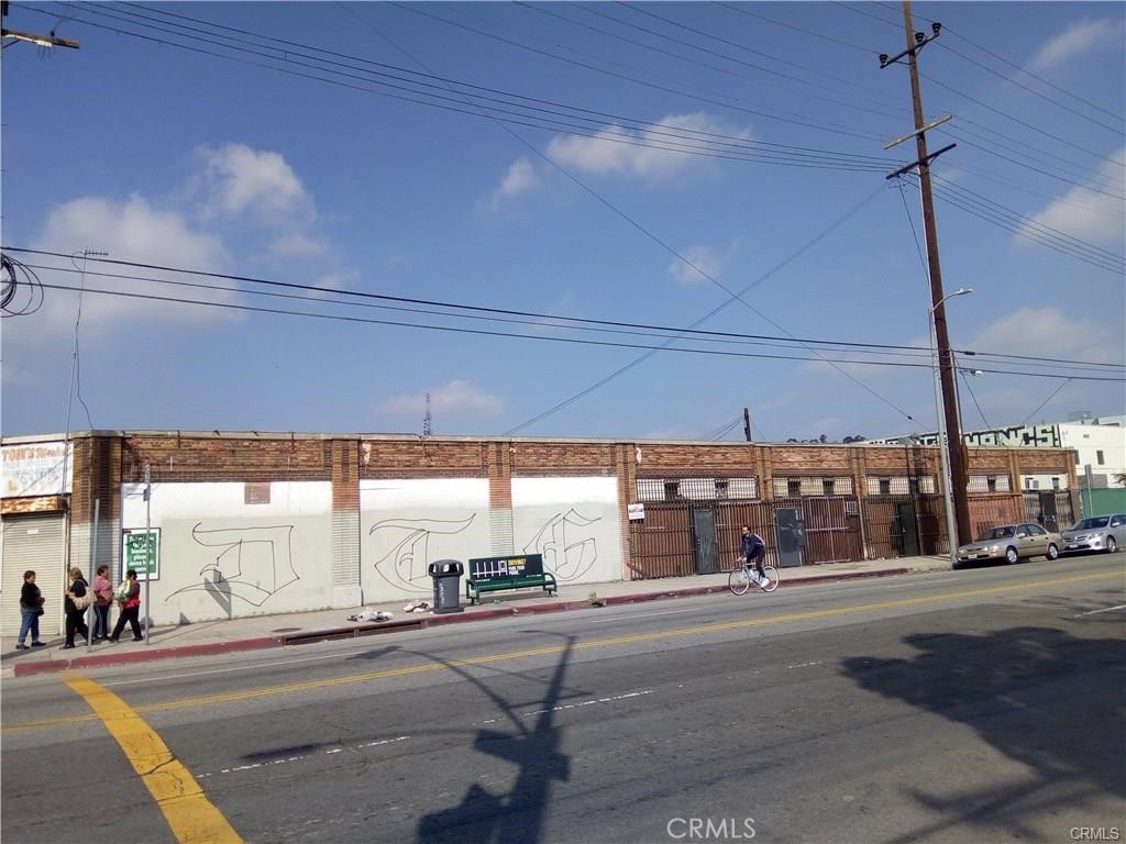 1401 N Main Street