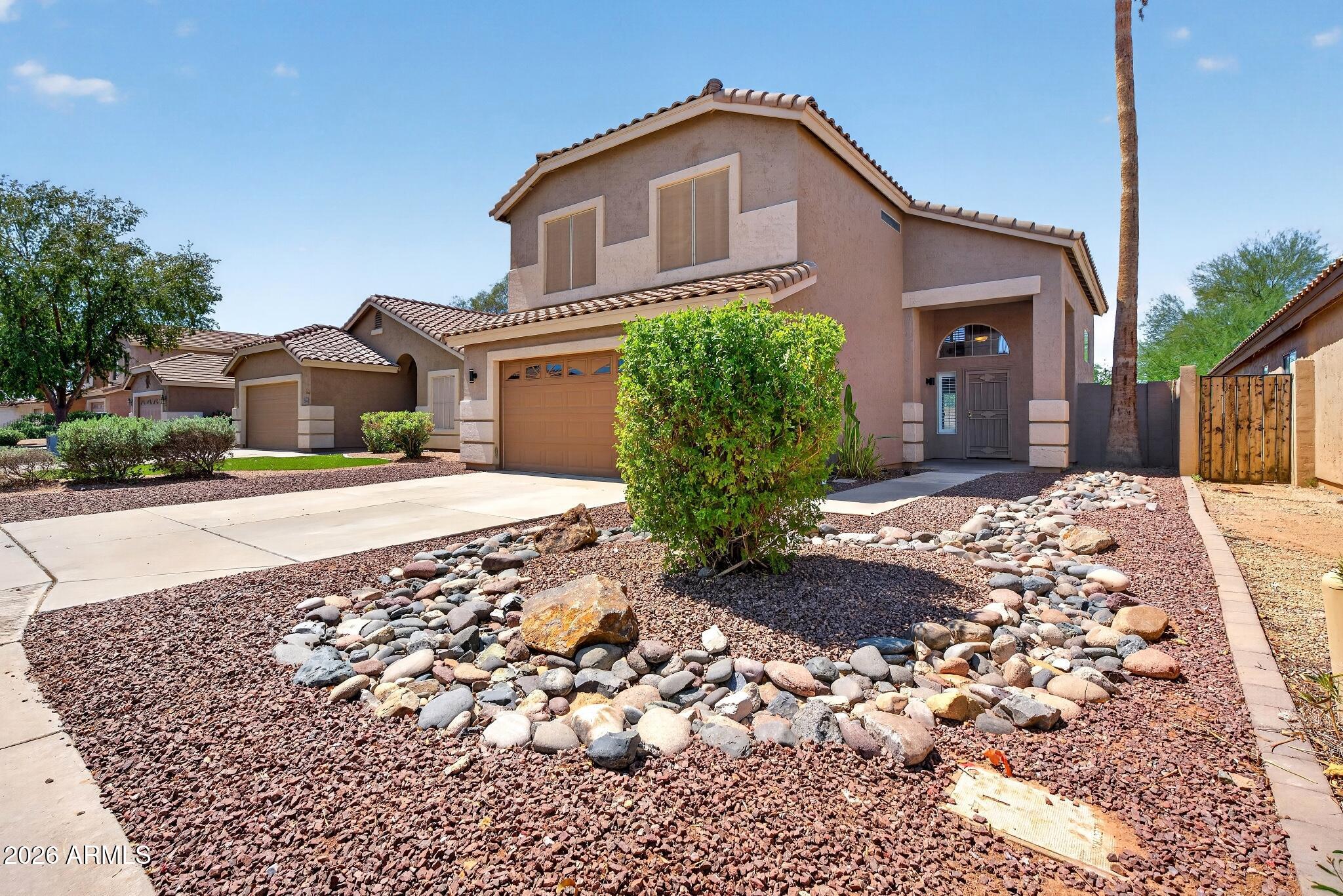 1328 S HERITAGE Drive, Gilbert, AZ 85296