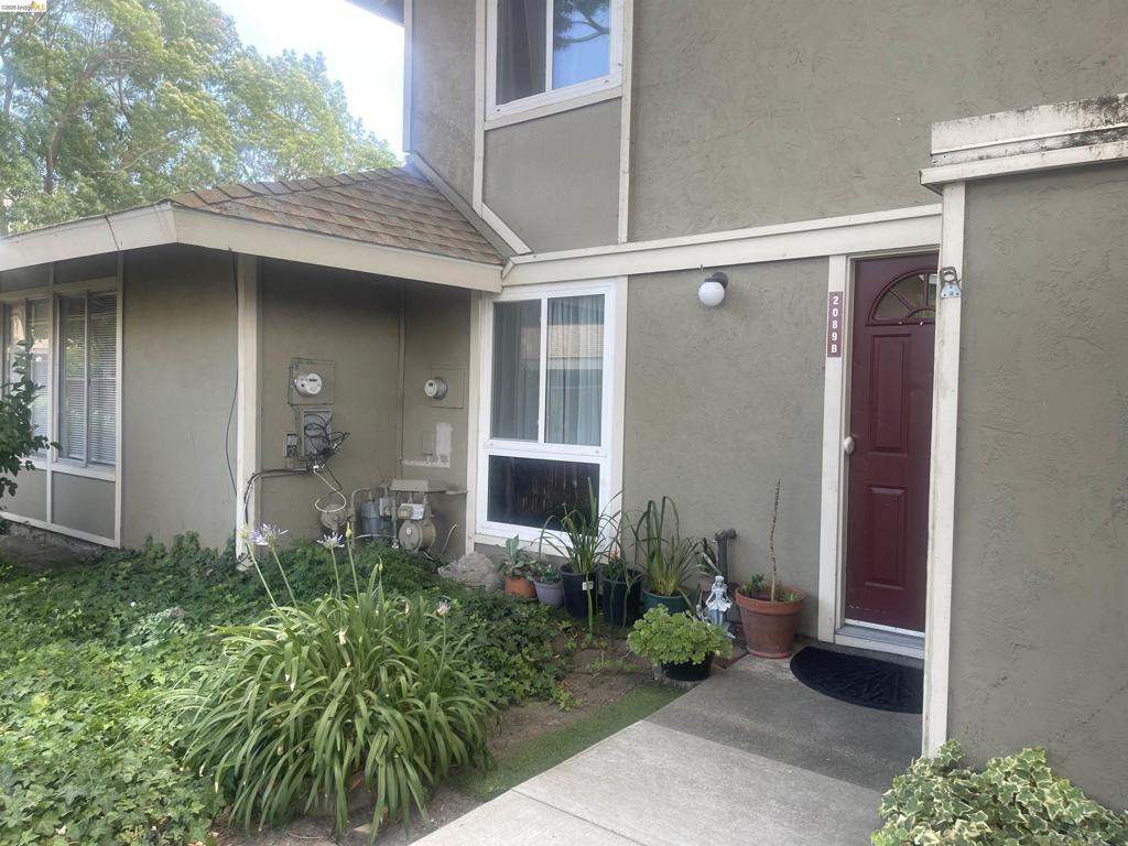 2089 Olivera Rd B