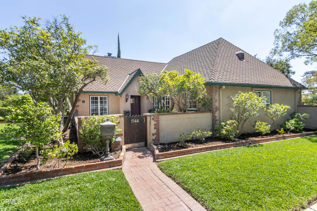 1144 Tierra Alta Drive