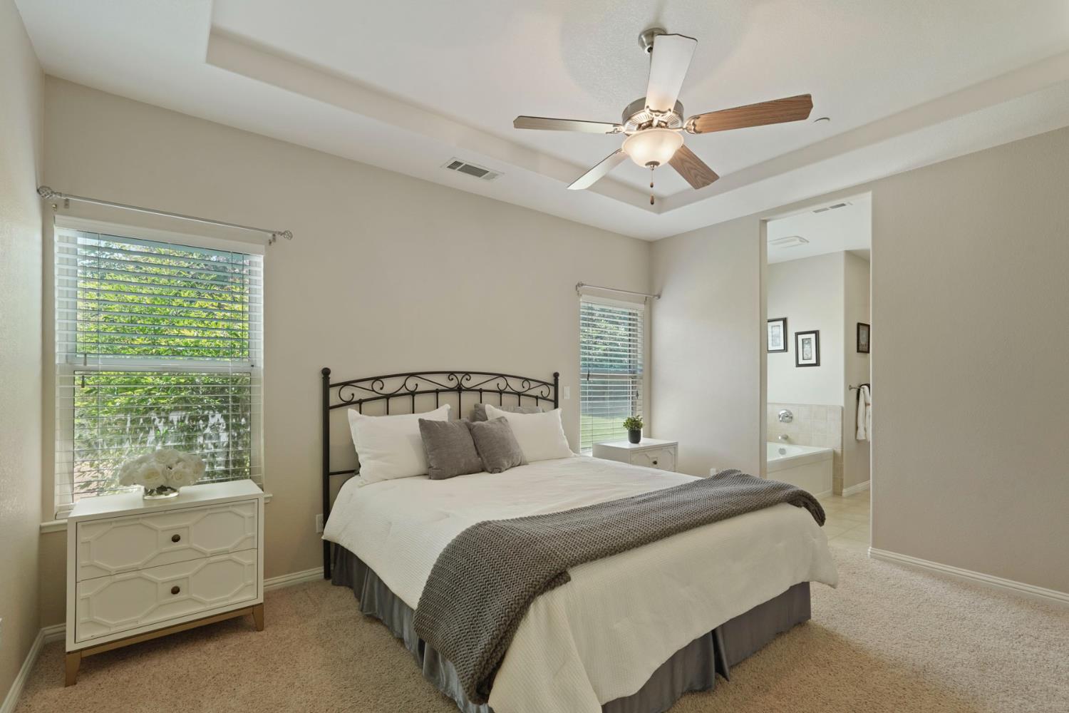 954 Stampede Trl, Galt, CA 95632-8396