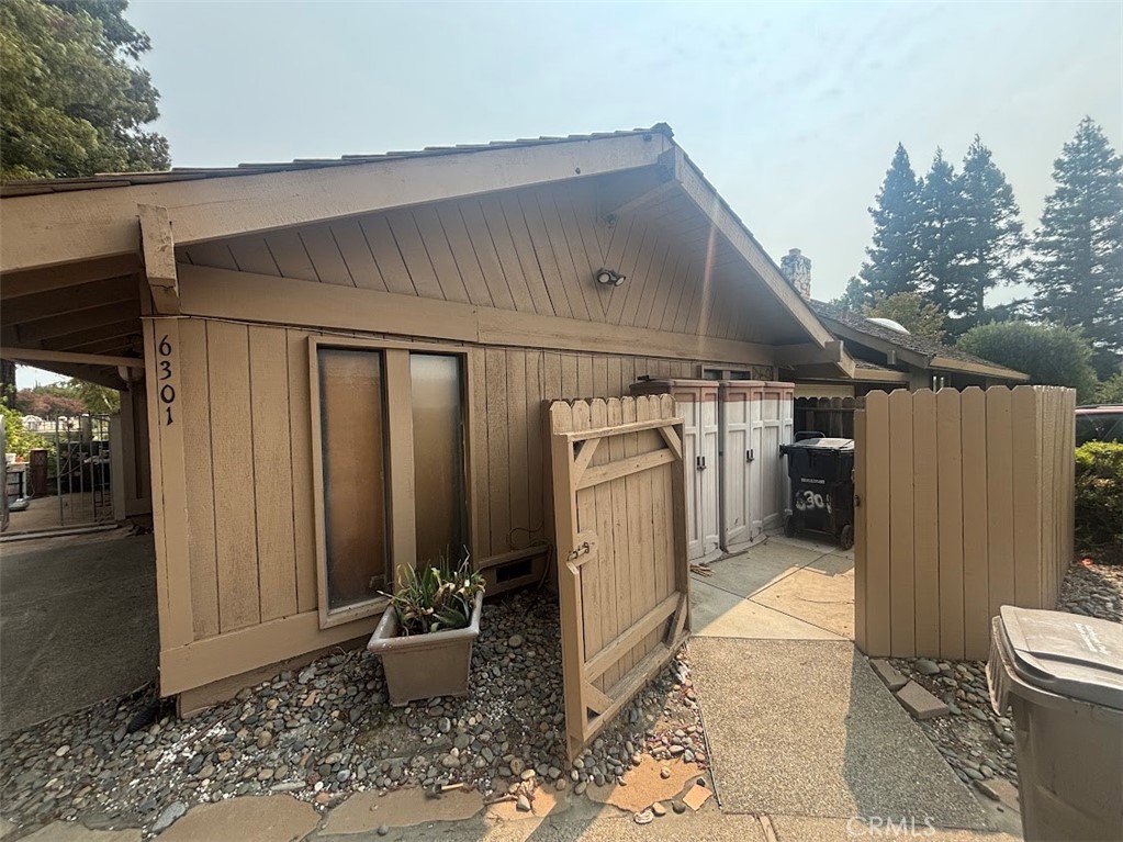 6301 Riverside