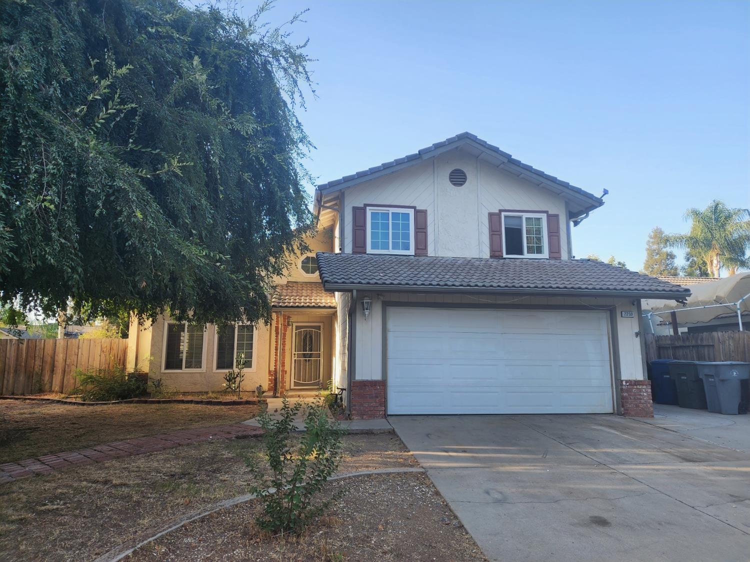 2259 Stuart Ave, Clovis, CA 93611-5432