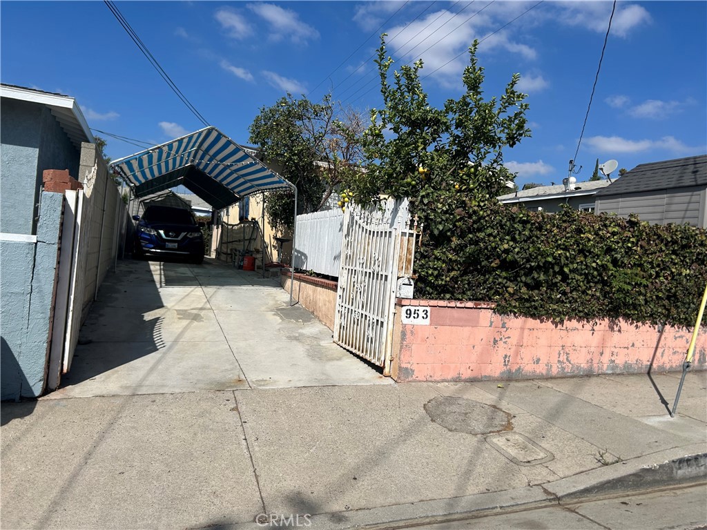953 N Hazard Avenue