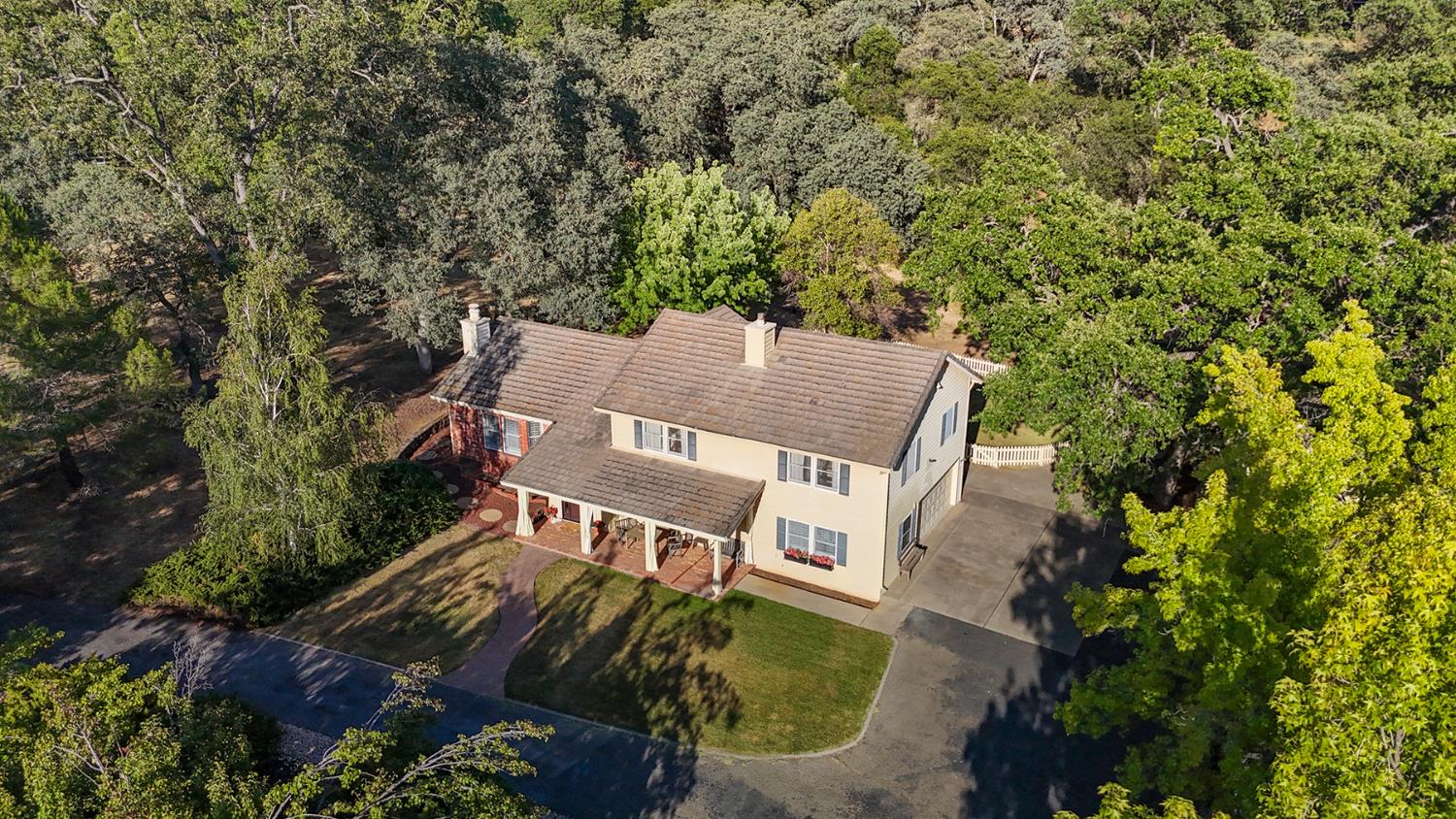 4780 Flying C Rd, Shingle Springs, CA 95682-9697