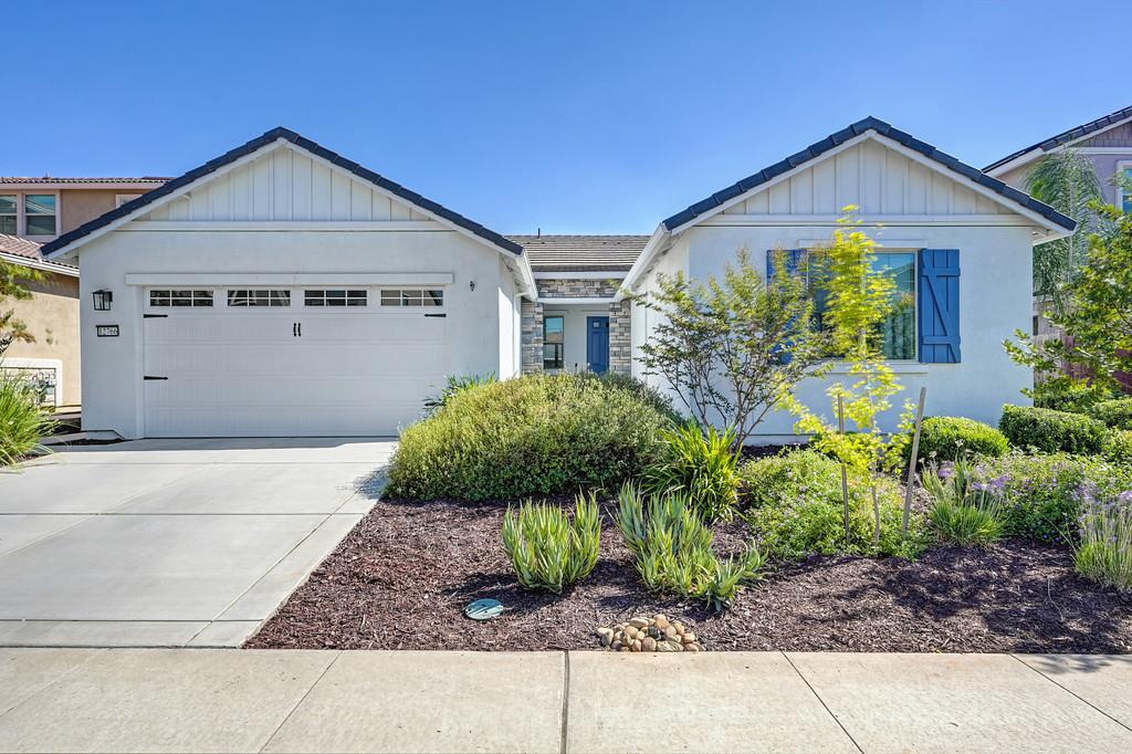 12766 Montbrook Way, Rancho Cordova, CA 95742-6741