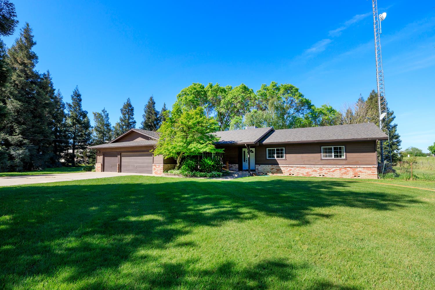 3401 Bogue Rd, Denair, CA 95316-9633