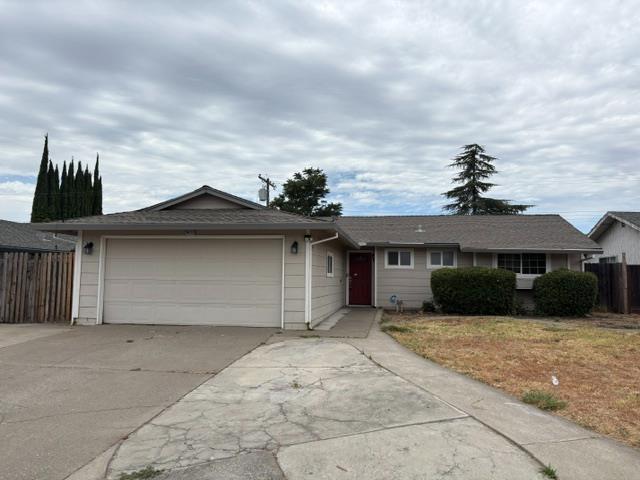 5633 Revelstok Dr, Sacramento, CA 95842-3148
