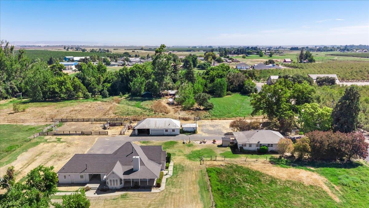 4301 Lone Tree Rd, Oakdale, CA 95361-9730