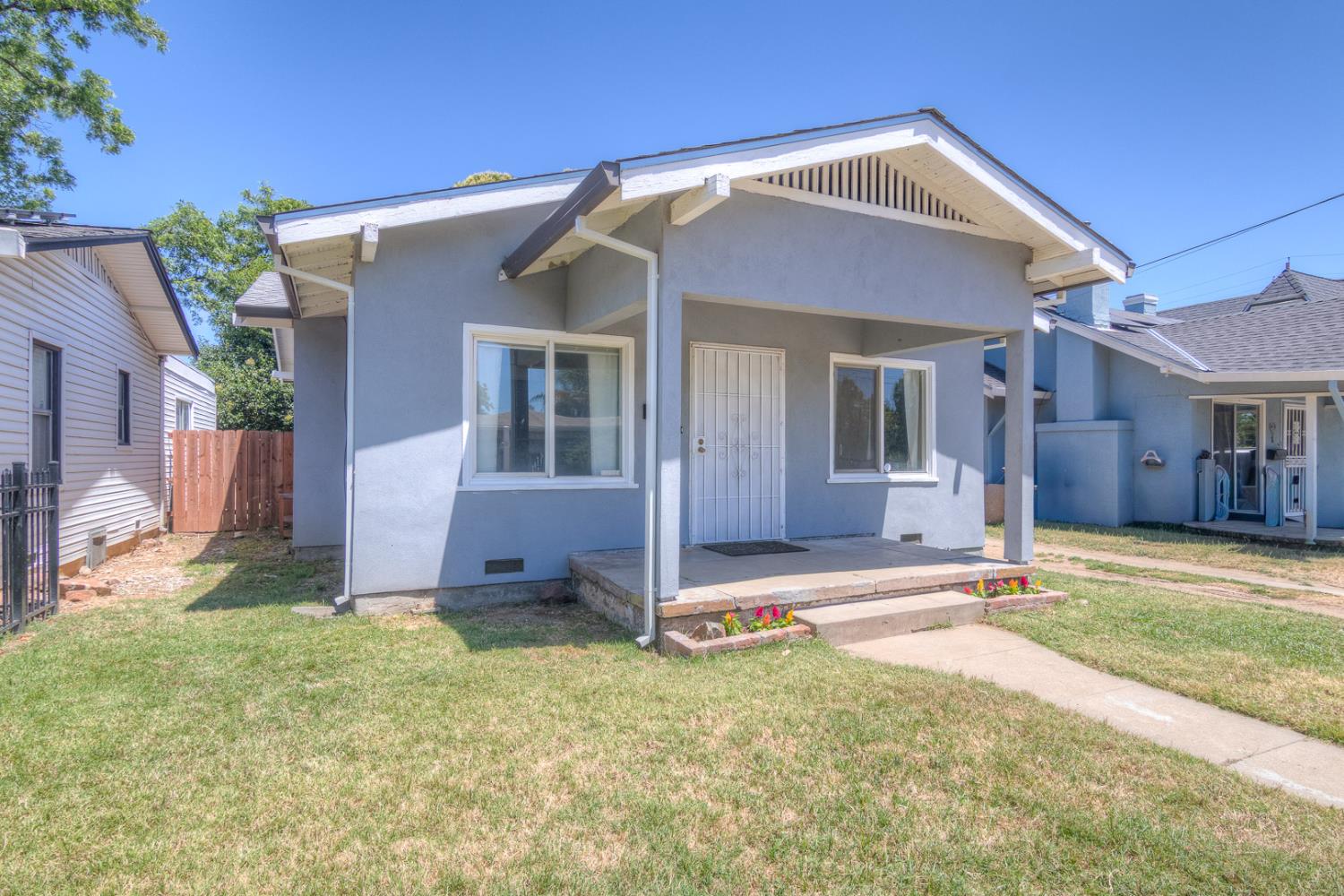 918 12th St, Marysville, CA 95901-4739