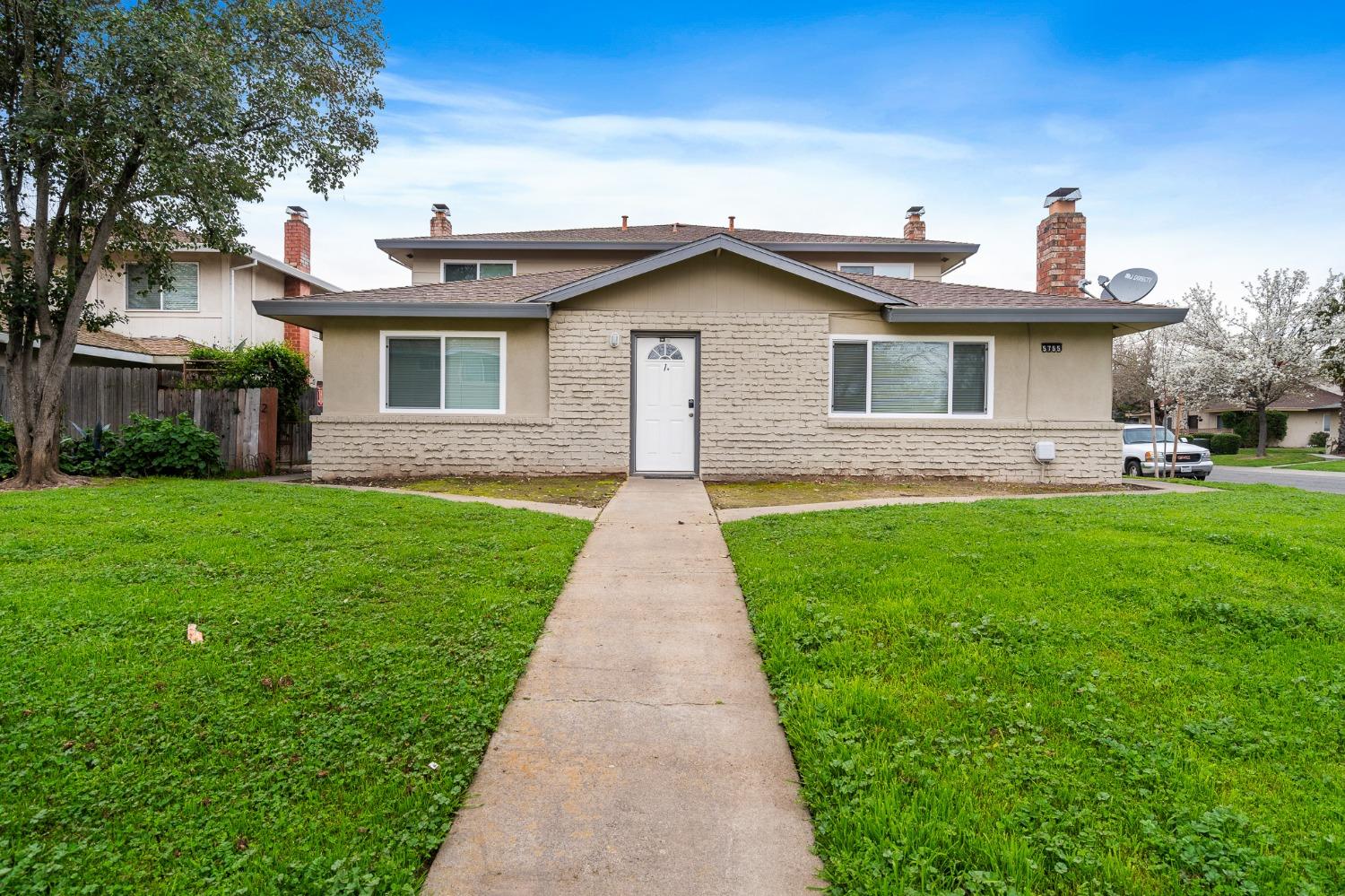5755 Blachly Way, Sacramento, CA 95841-2460