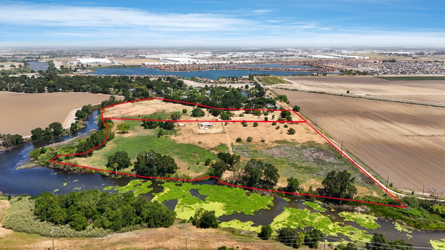 1390 Williamson Rd, Manteca, CA 95337-8673