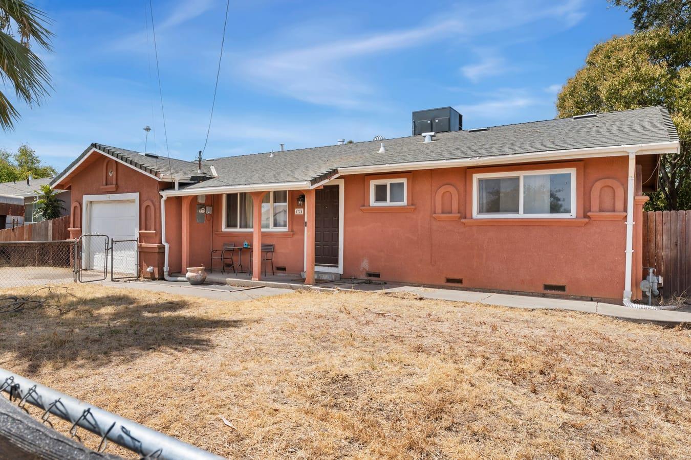 4724 Ardmore Ave, Olivehurst, CA 95961-4313