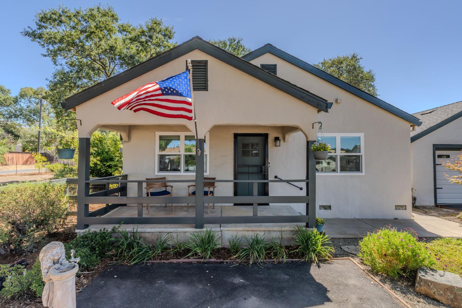 18430 Empire St, Plymouth, CA 95669-9010