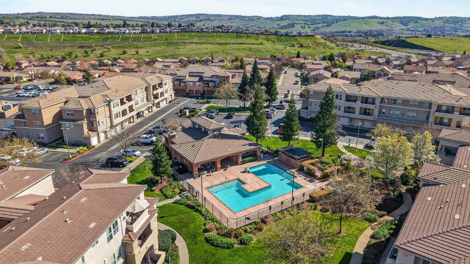 900 Moon Cir #937, Folsom, CA 95630-4137