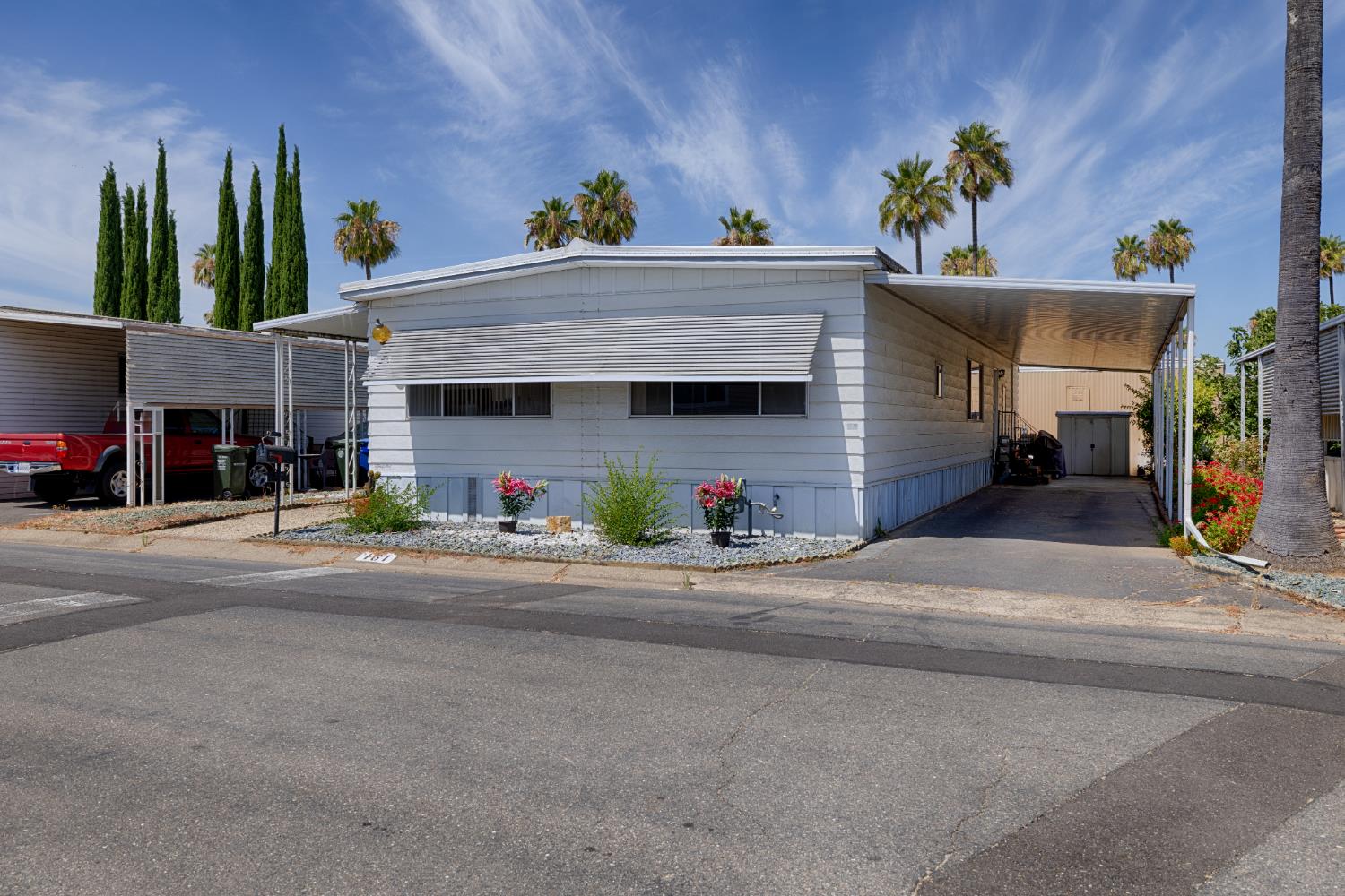 8181 Folsom Blvd #161, Sacramento, CA 95826