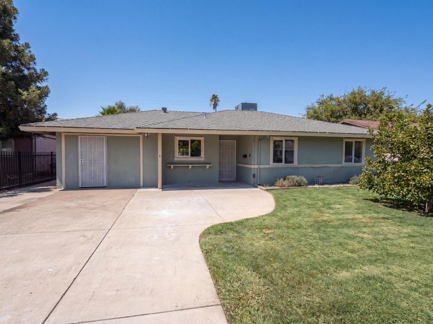 6809 Weddigen Way, North Highlands, CA 95660-3524
