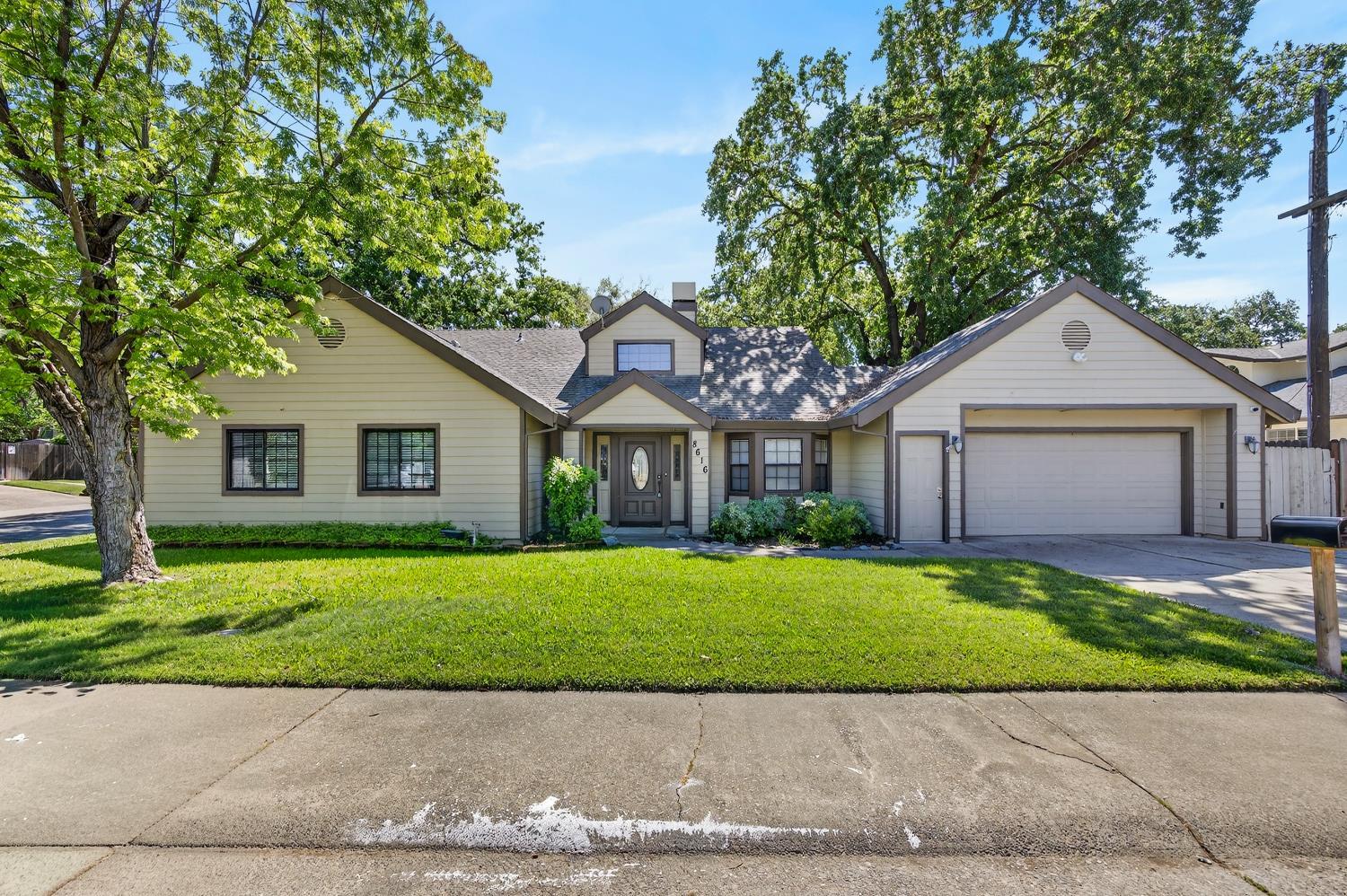 8626 Pershing Ave, Fair Oaks, CA 95628-2974