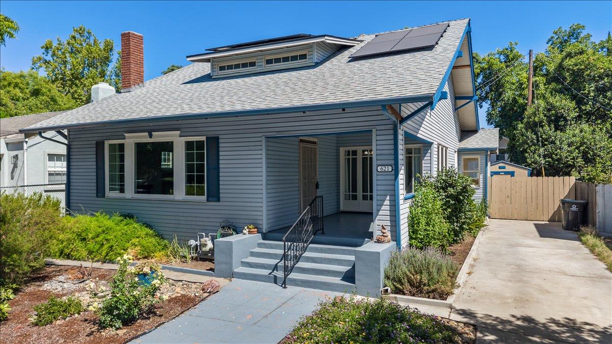 621 W MAGNOLIA, Stockton, CA 95203-2333