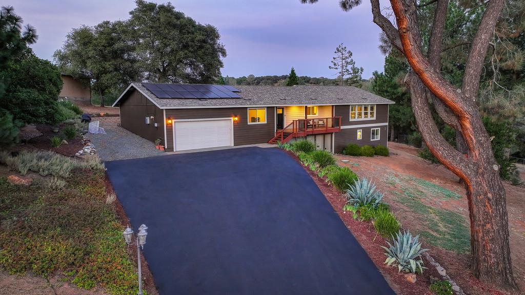 23339 Wayfarer Ct, Auburn, CA 95602-8154