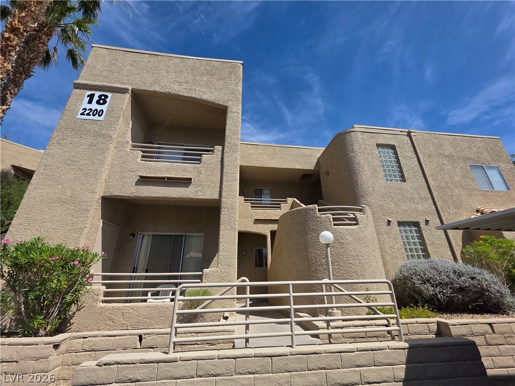 2200 Highpointe Drive 201