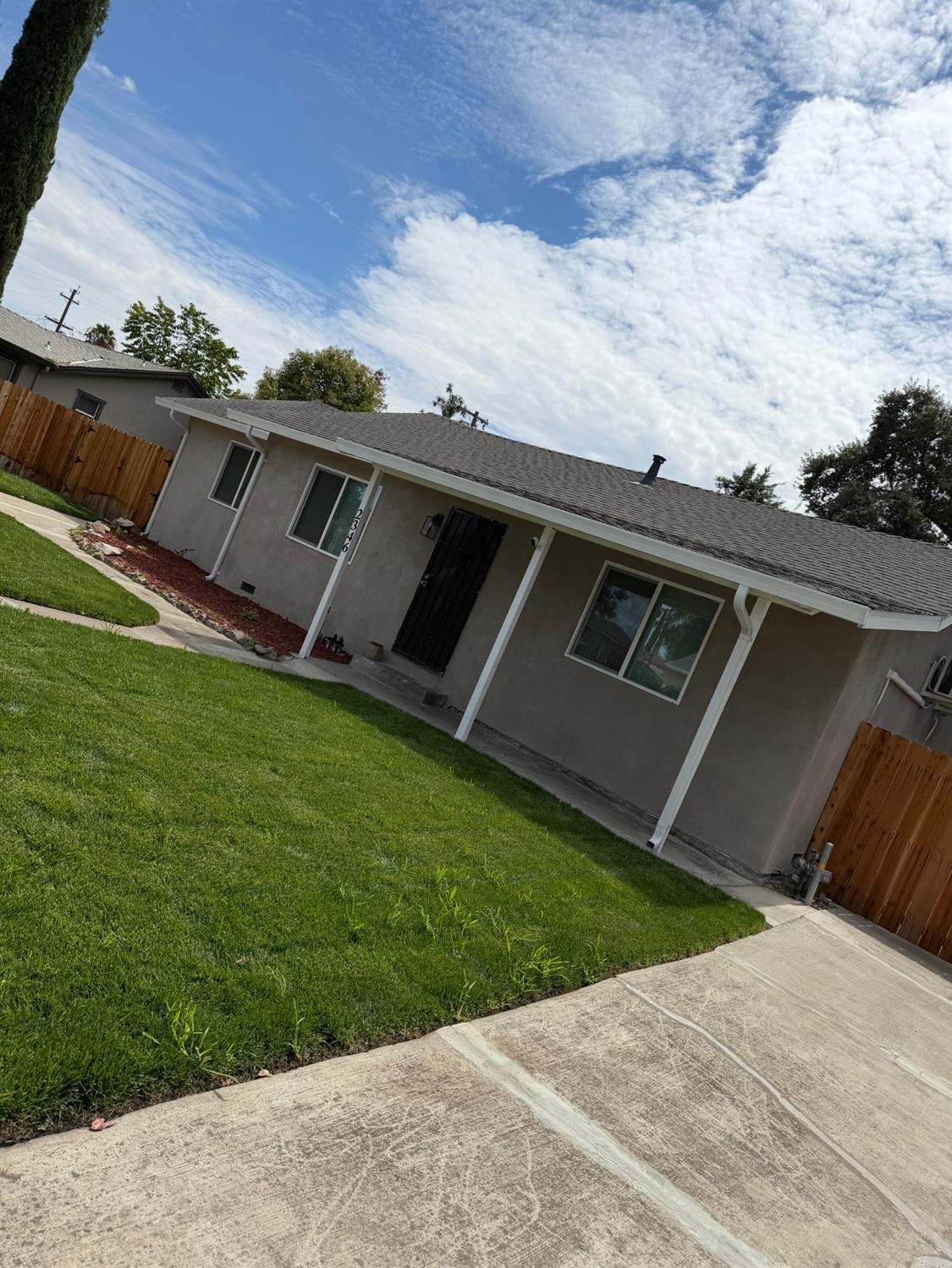 2346 Hackberry St, Stockton, CA 95205-3819
