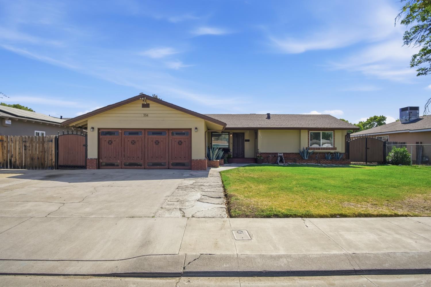 354 N Santa Inez St, Los Banos, CA 93635-3219
