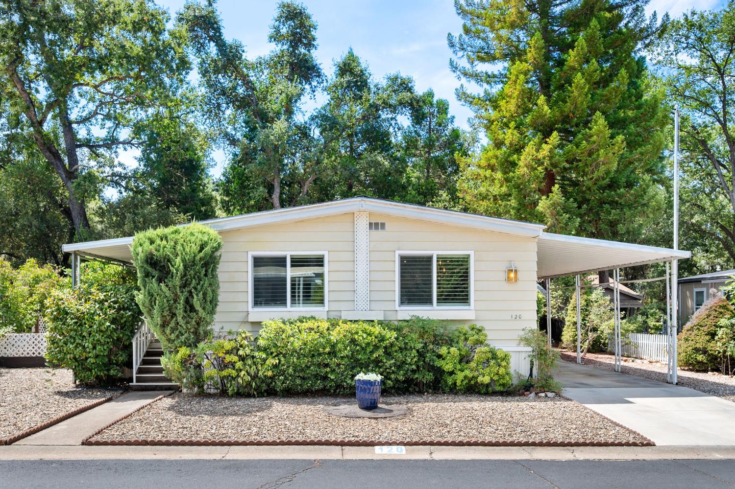 120 Black Bart Blvd, Murphys, CA 95247