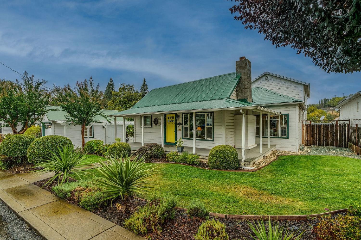 135 Amelia St, Sutter Creek, CA 95685-9589