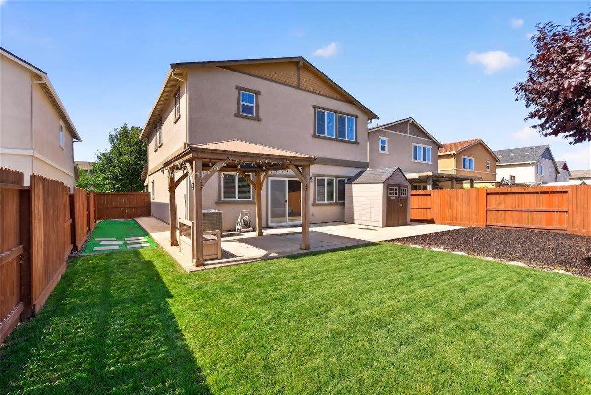 1751 Red Alder Ave, Sacramento, CA 95834-2477