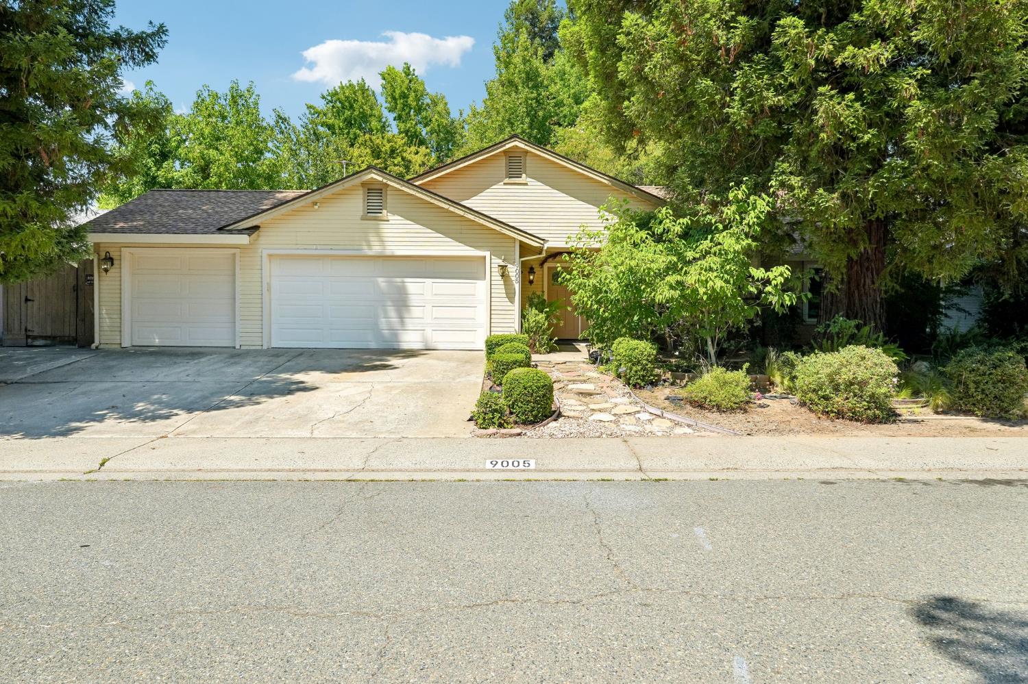 9005 Kirsten Ct, Orangevale, CA 95662-4100