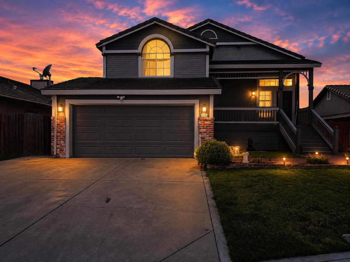 2115 Jayhawk Dr, Lodi, CA 95240-6367