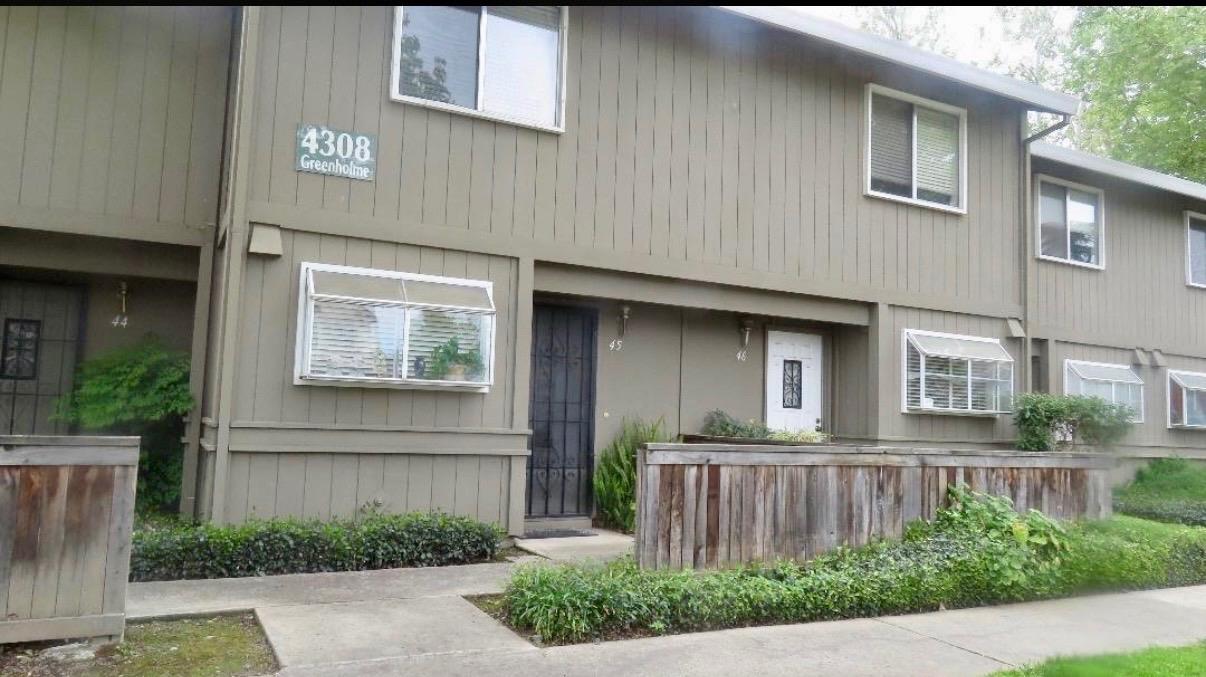4308 Greenholme Dr #45, Sacramento, CA 95842-3061
