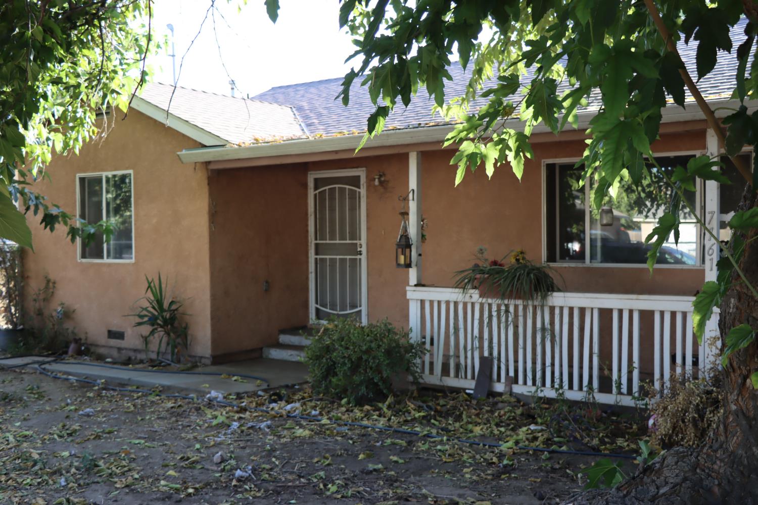 7139 Center St, Winton, CA 95388-9394