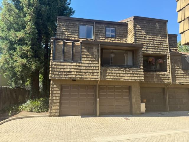 501 Rose Ave #18, Modesto, CA 95355-4352