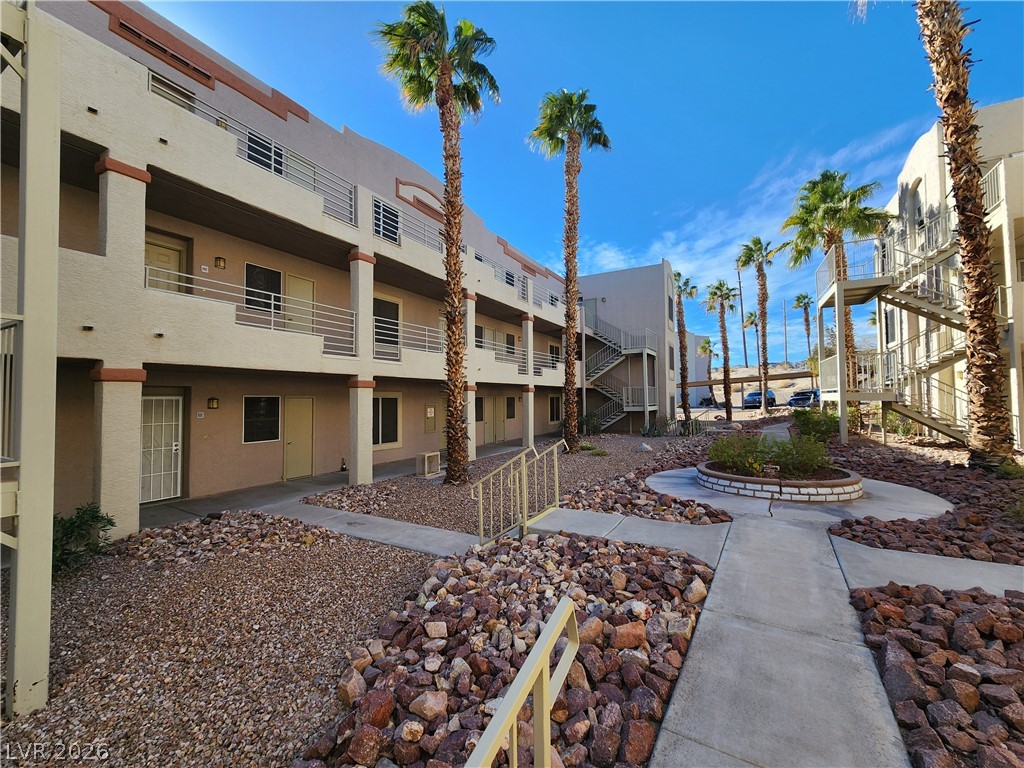 2060 Mesquite Lane 104