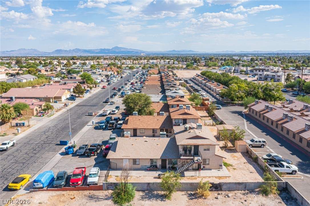 1524 Henry Drive
