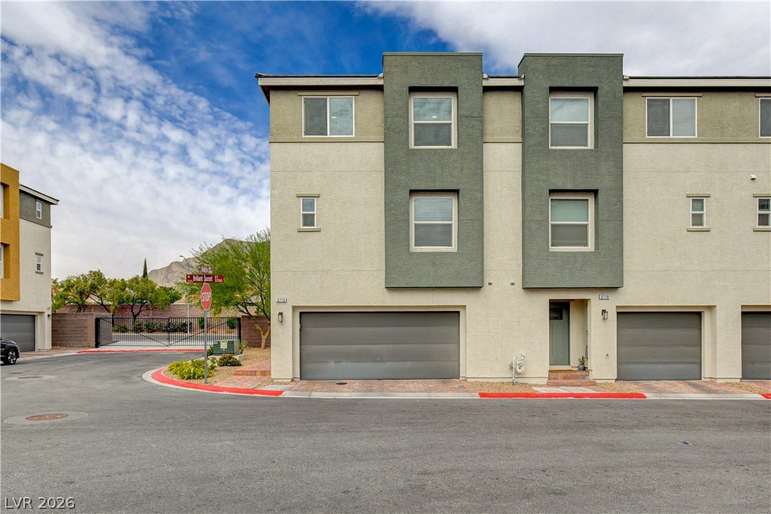 3715 Brilliant Sunset Street