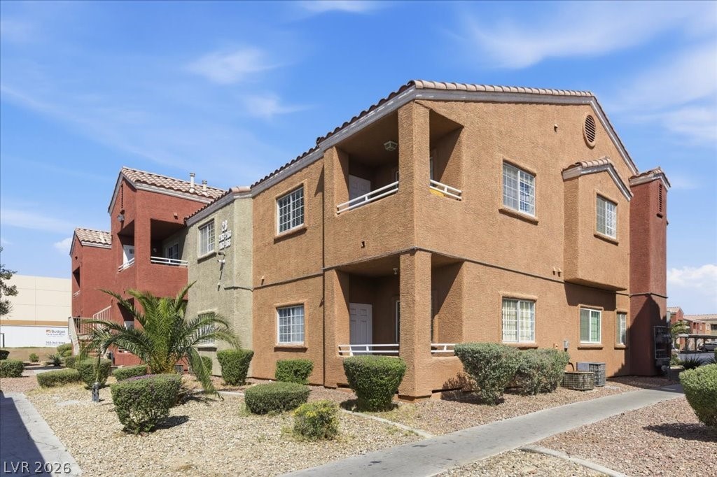 4730 East Craig Road 2164