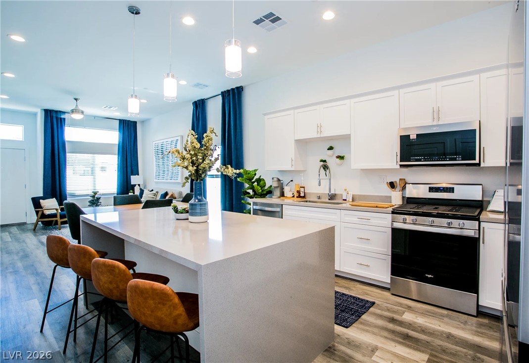 10519 Prospering Valley Way