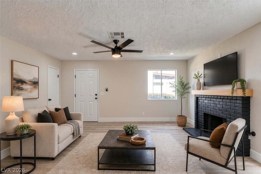 3638 Villa Knolls East Drive