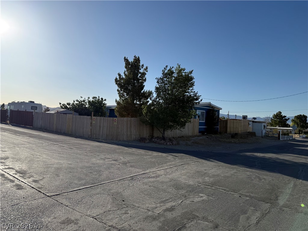 975 Sky Road