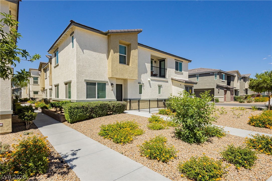12369 Golden Wreath Road 2