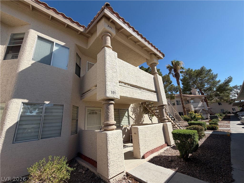920 Rockview Drive 101