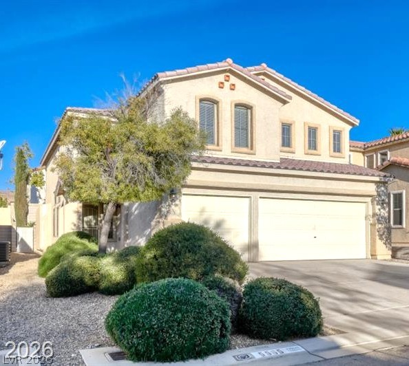 5565 Golden Palms Court