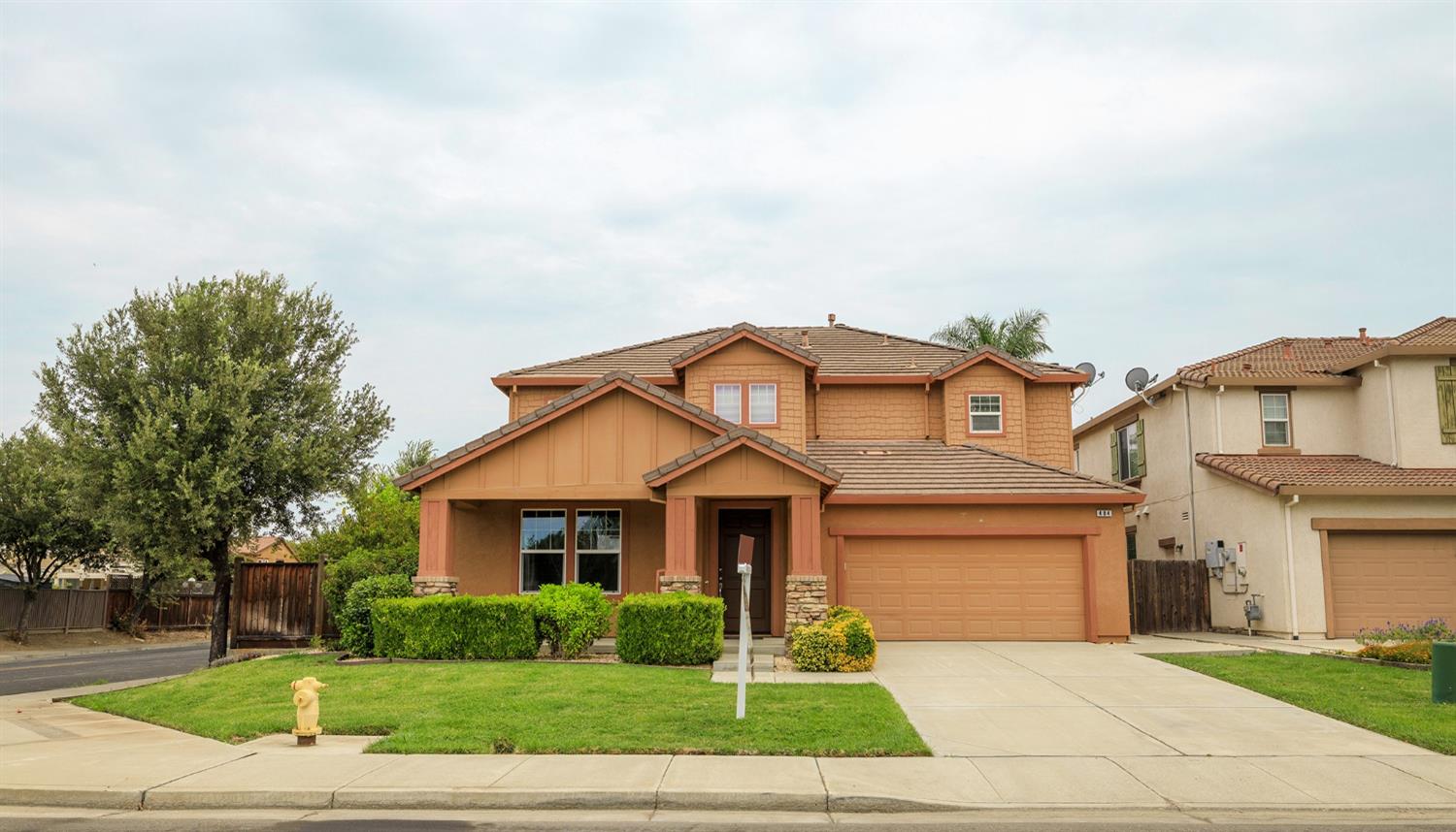 484 Presidio Pl, Tracy, CA 95377